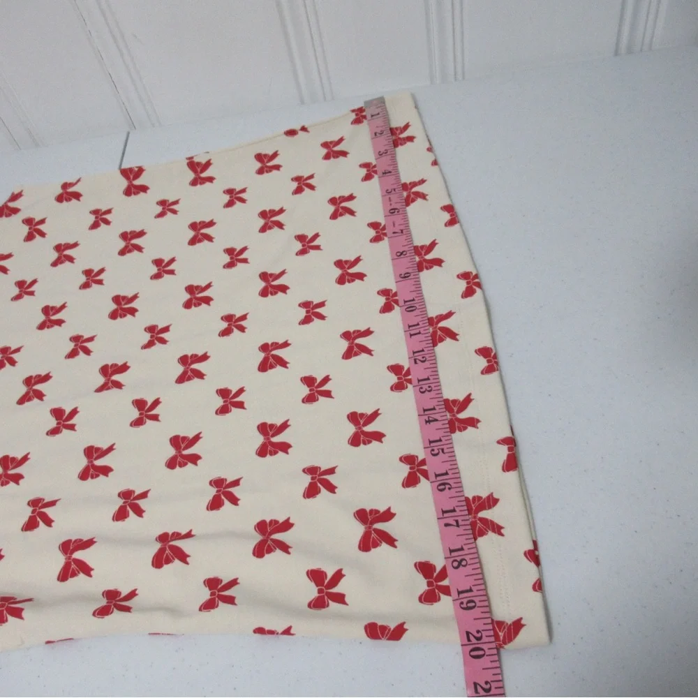Kate Quinn Organic Cotton Retro Flutter Tee Red Bow Print Size Large - Picture 12 of 14